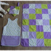 Trousseau de lit bébé en polaire verte et coton vert violet blanc patchwork