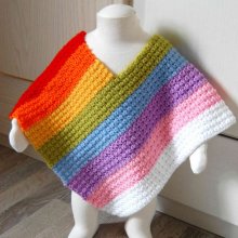 Poncho enfant 4/6 ans avec rayures aux couleurs de l'arc en ciel