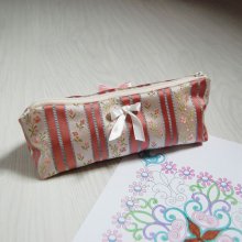 Trousse en toile satinée rose grise style rétro avec noeud en satin