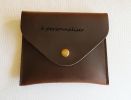 Pochette à graver en cuir Marron bouton pression