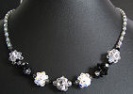 Black and silver bead clusters necklace kit