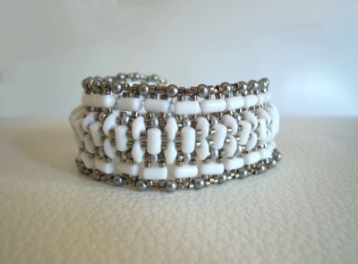 Instructions for the white Tendance bracelet 