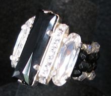 Black and crystal Princess Balleny ring kit