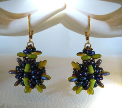 Olivine Indiana earrings tutorial