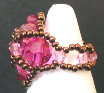 Fuchsia Feroe bead ring pattern