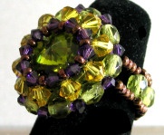 Shetland olivine bead ring pattern