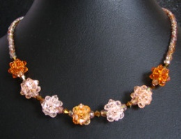 Golden bead clusters necklace instructions
