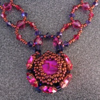 Vanuatu crystal and abalone bead necklace pattern