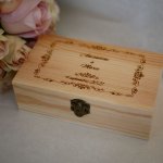 Coffret en bois gravé personnalisé