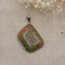 Cabochon pendentif serti en pierre d'unakite 