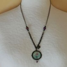 Pendentif cabochon romantique patiné Vert