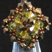 Golden brown Arnami ring pattern