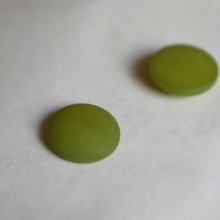 Cabochon Polaris vert Olivine diamètre 16mm