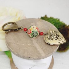 porte clé pendentif porte photo personnalisable et perle en pâte polymère vert et rouge