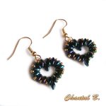 boucles d'oreilles Saint Valentin coeur perles bleu nuit et or soirée mariage