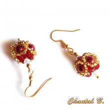 Boucles d'oreilles forme boule swarovski bordeaux opale et or