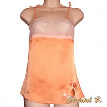 Nuisette lingerie caraco + string en satin de soie saumon et dentelle