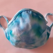 Masque réutilisable entiérement peint à la main, Ergonomique, ultraléger et se lave facilement