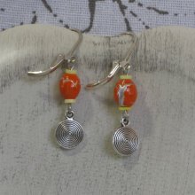 Petite Paire de Boucles d'Oreille Orange et Jaune, Création Unique