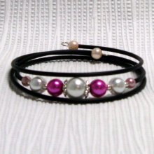 bracelet trois rangs perles nacrées fuchsia et blanc