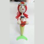 Les Zébulos : La sirène, poupée en bois