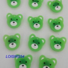 Boutons plastique ourson vert lot de 11 de 25 mm pour la couture