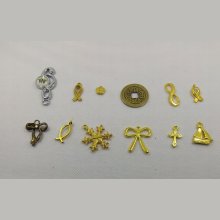 Breloques métal motif croix lot de 12 pièces