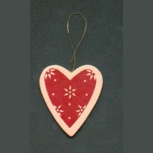 Coeur en bois rouge et rose