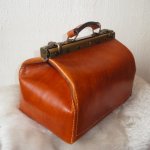 Sac de voyage vintage en cuir artisanal