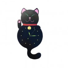 Horloge en bois model  'Maneki-neko' chat chinois