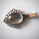 Barrette pince dentelle ovale, argent antique, cabochon 20mm  fourni