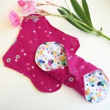 Serviette hygiènique lavable T1, rouge foncé chouettes, coton petites poules
