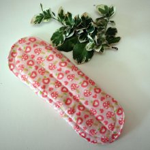 Serviette hygiénique T2 eponge 2 épaisseurs, lavable, rose avec champignons