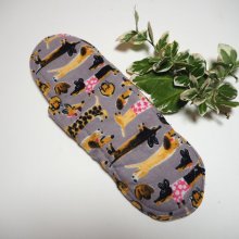 Serviette hygiènique lavable T3, double épaisseur, ton gris chiens