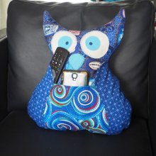 Chouette/hibou debout 41x35cm, tons bleus porte télécommandes, téléphone, cadeau fête