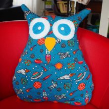Coussin Grande Chouette/hibou, 46x40cm, avec poche ventrale, bleu turquoise foncé, objets spatiaux