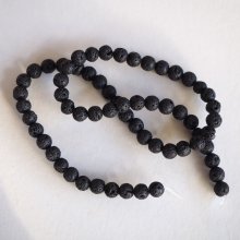 Enfilade 62 perles 6mm lave noire, 42cm de long