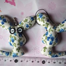 Pendentif tissu animal LAPIN bleu pour porte clés, bijou de sac, accroche téléphone