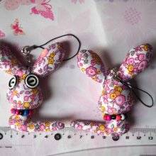 Pendentif tissu animal LAPIN rose pour porte clés, bijou de sac, accroche téléphone