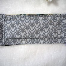 Masque 3 épaisseurs, pince-nez, pliage afnor, gris, écailles