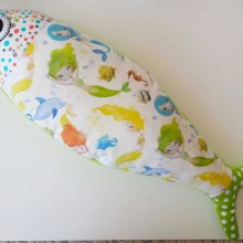 Grand poisson doudou, en coton avec sirènes, dos en polaire