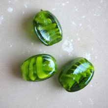 Lot de 3 Perles verre vert 20x15mm pâte de verre blanche à l'intérieur