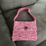 Sac rose en tricot pour enfant