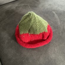 Bonnet en tricot pour bébé fille 