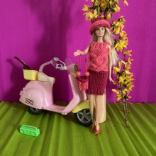 Jupe ,top ,chapeau et sac Barbie 