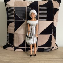 Robe blanche rayée noire Barbie 