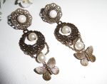 Boucles d'oreilles originales clips avec perles de verre et papillons