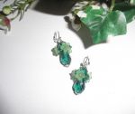 Boucles d'oreilles originales fleurettes avec perles en cristal vert