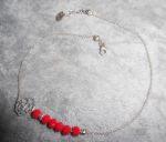 Bracelet/chaine de cheville avec rose et perles en crista rouge sur chaine argent 925