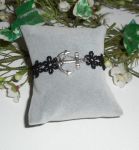 Bracelet original avec ancre et dentelle noire